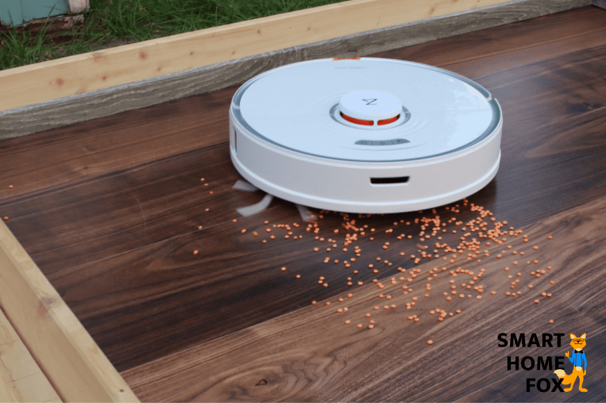 Roborock S7 поднят высоко