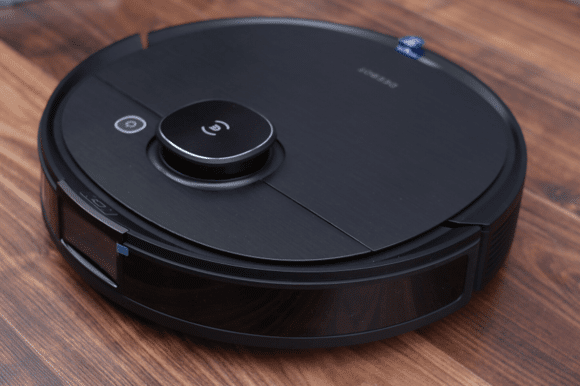 Ecovacs Deebot OZMO T8 AIVI