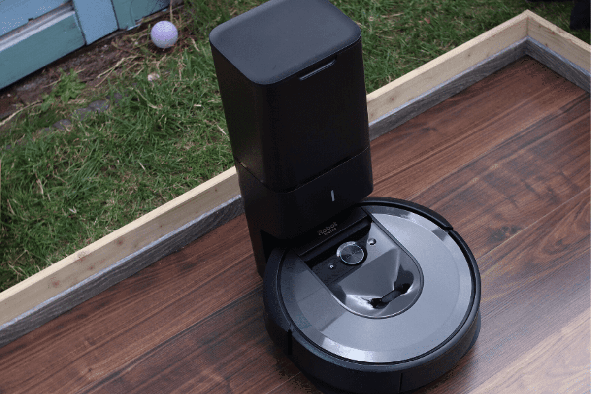 iRobot Roomba i7 (+) - наш тест и обзор (2024)